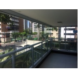 cortinas de vidro em apartamento Ceará